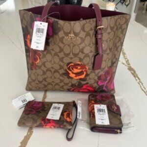 Coach Mollie Tote Signature Canvas w/ Jumbo Floral Print wallet zip & wristlet